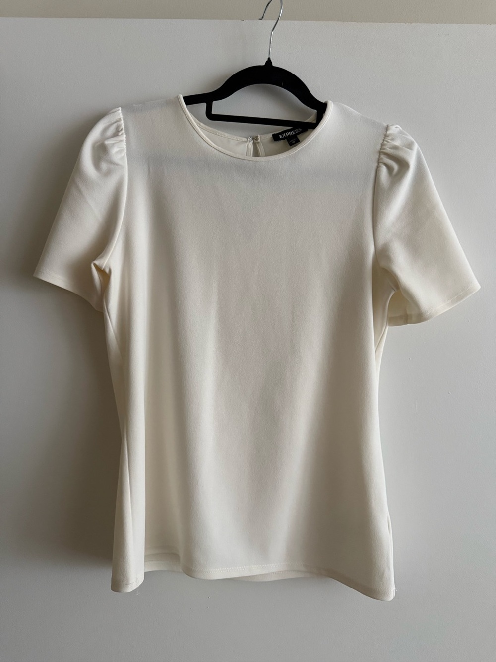 Express Women's Cream Short Sleeve Crewneck Top